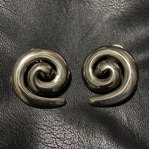 Erwin Pearl P.E.P. Clip On Earrings